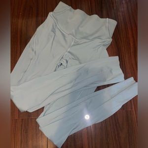 lululemon rare discontinued color sage green Align pant 25" under retail price!!